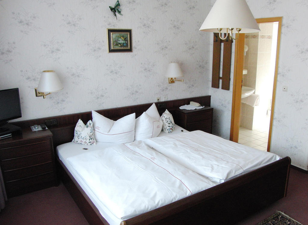 Hotel Olympia Бад-Орб Номер фото